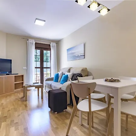 Livemalaga & Parking Apartment *